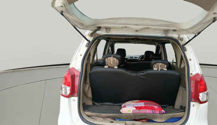 2013 Maruti Ertiga VDI, Diesel, Manual, 1,78,267 km, exterior