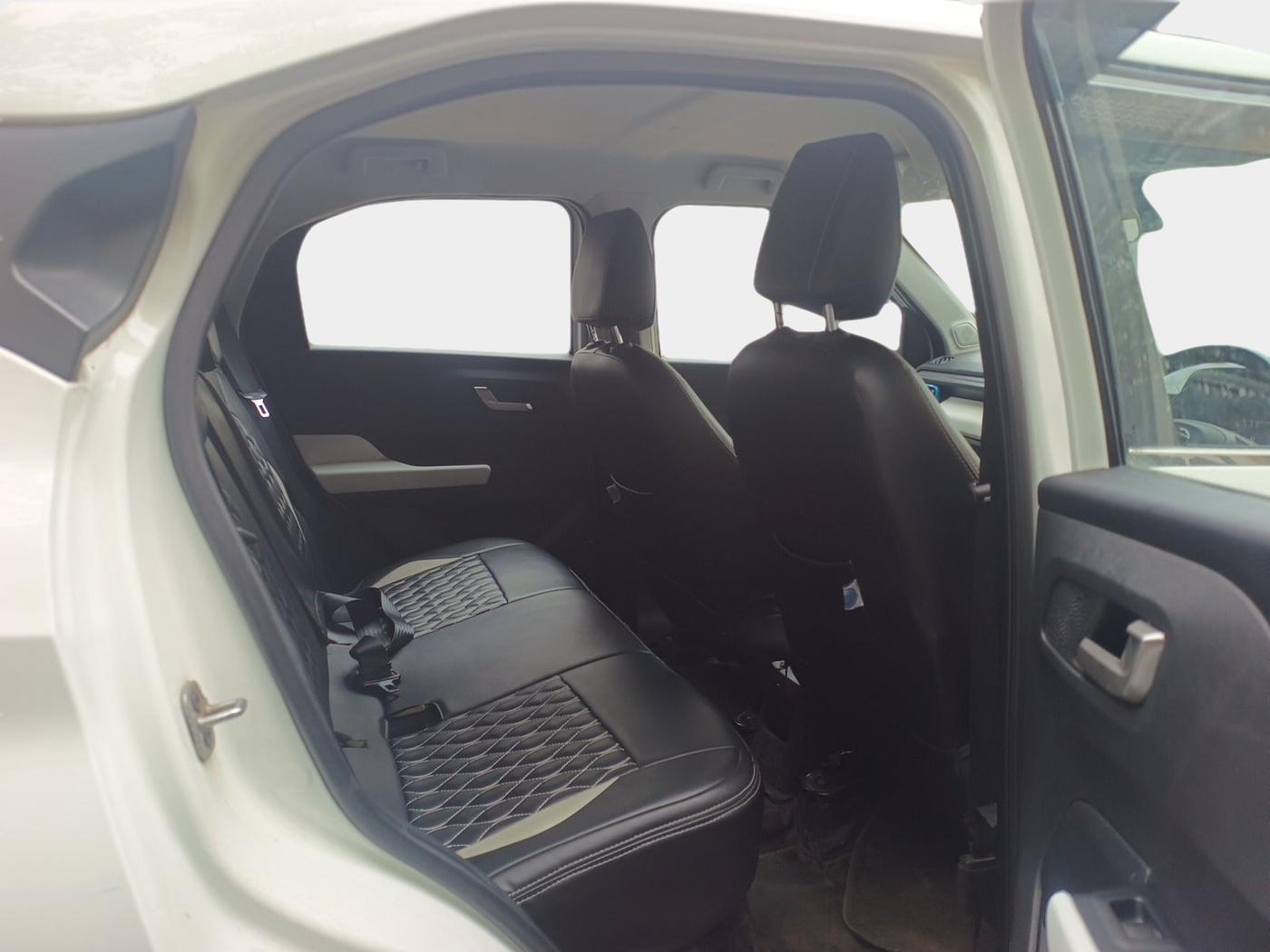 2023 Tata PUNCH CREATIVE  AMT, Petrol, Automatic, 5,649 km, interior