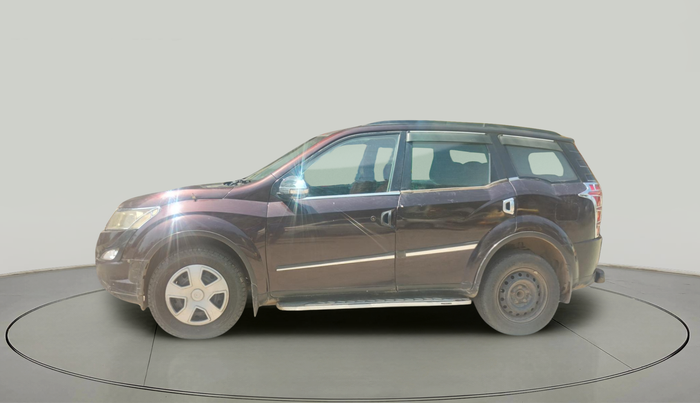 2016 Mahindra XUV500 W6, Diesel, Manual, 1,25,456 km, exterior