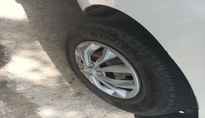 2014 Maruti Alto 800 LXI CNG, Petrol, Manual, 99,784 km, tyre