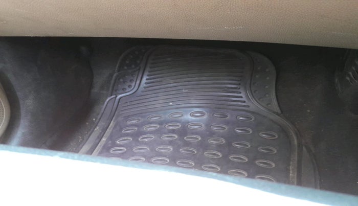 2013 Hyundai Eon D-LITE+, Petrol, Manual, 52,516 km, interior