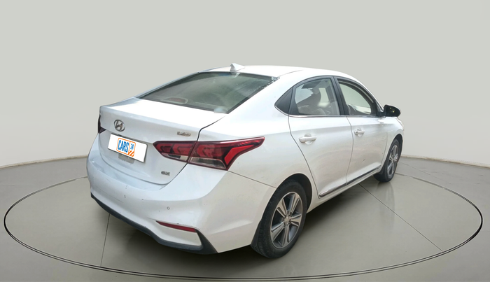 2018 Hyundai Verna 1.6 CRDI SX + AT, Diesel, Automatic, 50,976 km, exterior