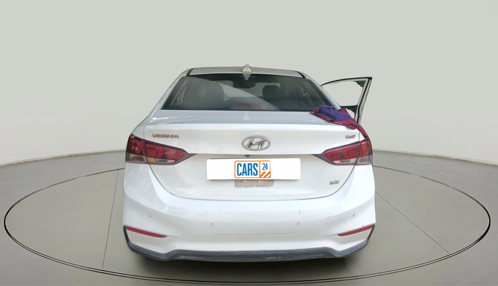 2018 Hyundai Verna 1.6 CRDI SX + AT, Diesel, Automatic, 50,976 km, exterior