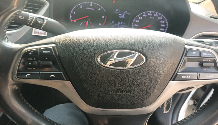 2018 Hyundai Verna 1.6 CRDI SX + AT, Diesel, Automatic, 50,976 km, interior