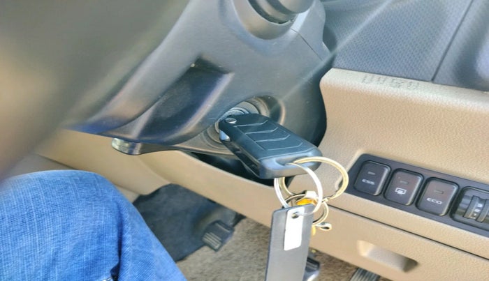 2021 Mahindra BOLERO NEO N 8, Diesel, Manual, 87,937 km, interior