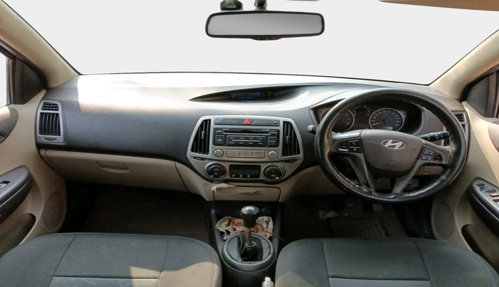 2013 Hyundai i20 SPORTZ 1.2, Petrol, Manual, 80,960 km, interior