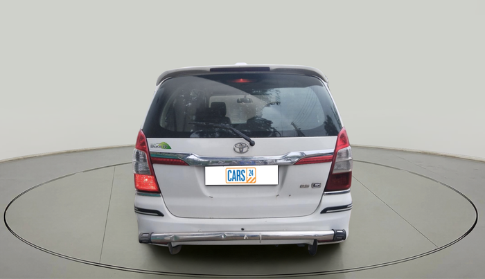 2015 Toyota Innova 2.5 GX 8 STR, Diesel, Manual, 1,29,674 km, exterior