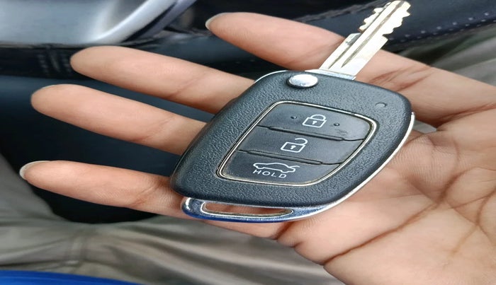 2020 Hyundai GRAND I10 NIOS MAGNA 1.2 KAPPA VTVT, Petrol, Manual, 37,399 km, interior