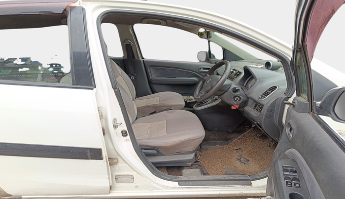 2011 Maruti Ritz VDI, Diesel, Manual, 1,99,108 km, interior