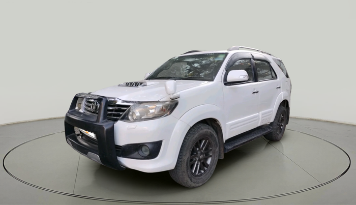 2014 Toyota Fortuner 3.0 4X4 MT, Diesel, Manual, 1,30,862 km, exterior