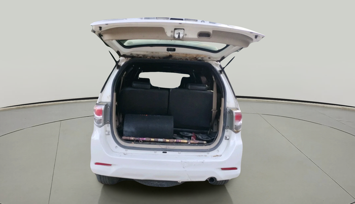 2014 Toyota Fortuner 3.0 4X4 MT, Diesel, Manual, 1,30,862 km, exterior