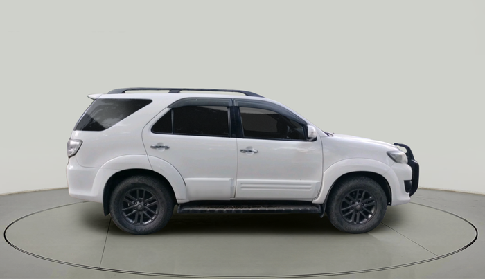 2014 Toyota Fortuner 3.0 4X4 MT, Diesel, Manual, 1,30,862 km, exterior