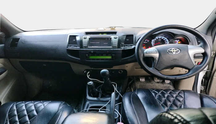 2014 Toyota Fortuner 3.0 4X4 MT, Diesel, Manual, 1,30,862 km, interior