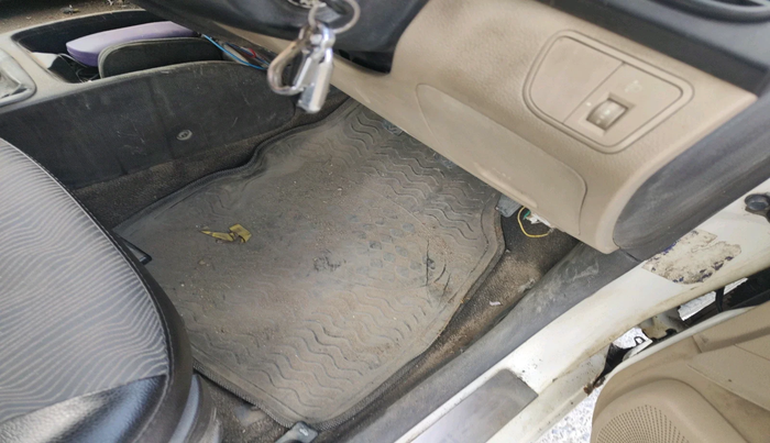 2012 Hyundai Eon D-LITE+, Petrol, Manual, 1,01,272 km, interior