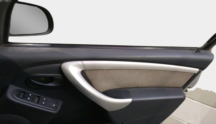 2013 Renault Duster 110 PS RXL DIESEL, Diesel, Manual, 67,593 km, interior