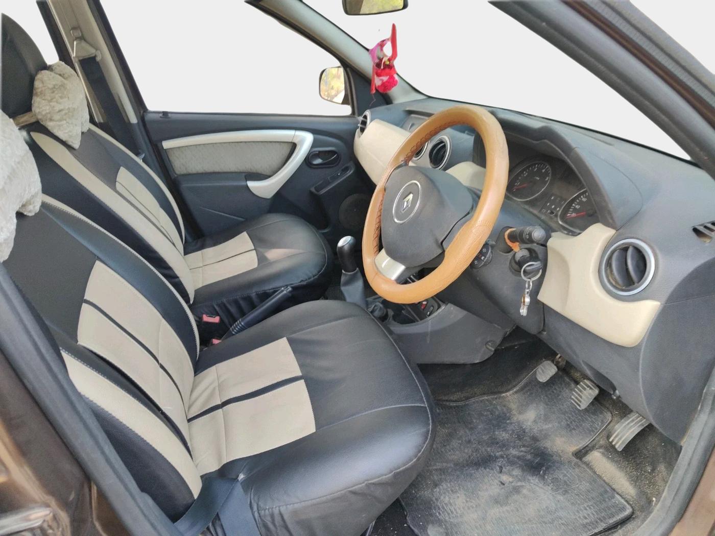 2013 Renault Duster 85 PS RXL DIESEL, Diesel, Manual, 83,375 km, interior