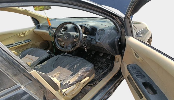 2014 Honda Amaze 1.2L I-VTEC S, Petrol, Manual, 1,13,135 km, interior