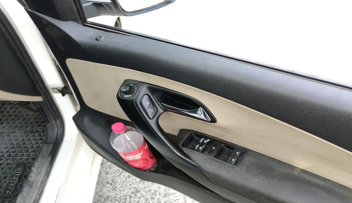 2017 Skoda Rapid AMBITION 1.5 TDI, Diesel, Manual, 1,15,530 km, interior