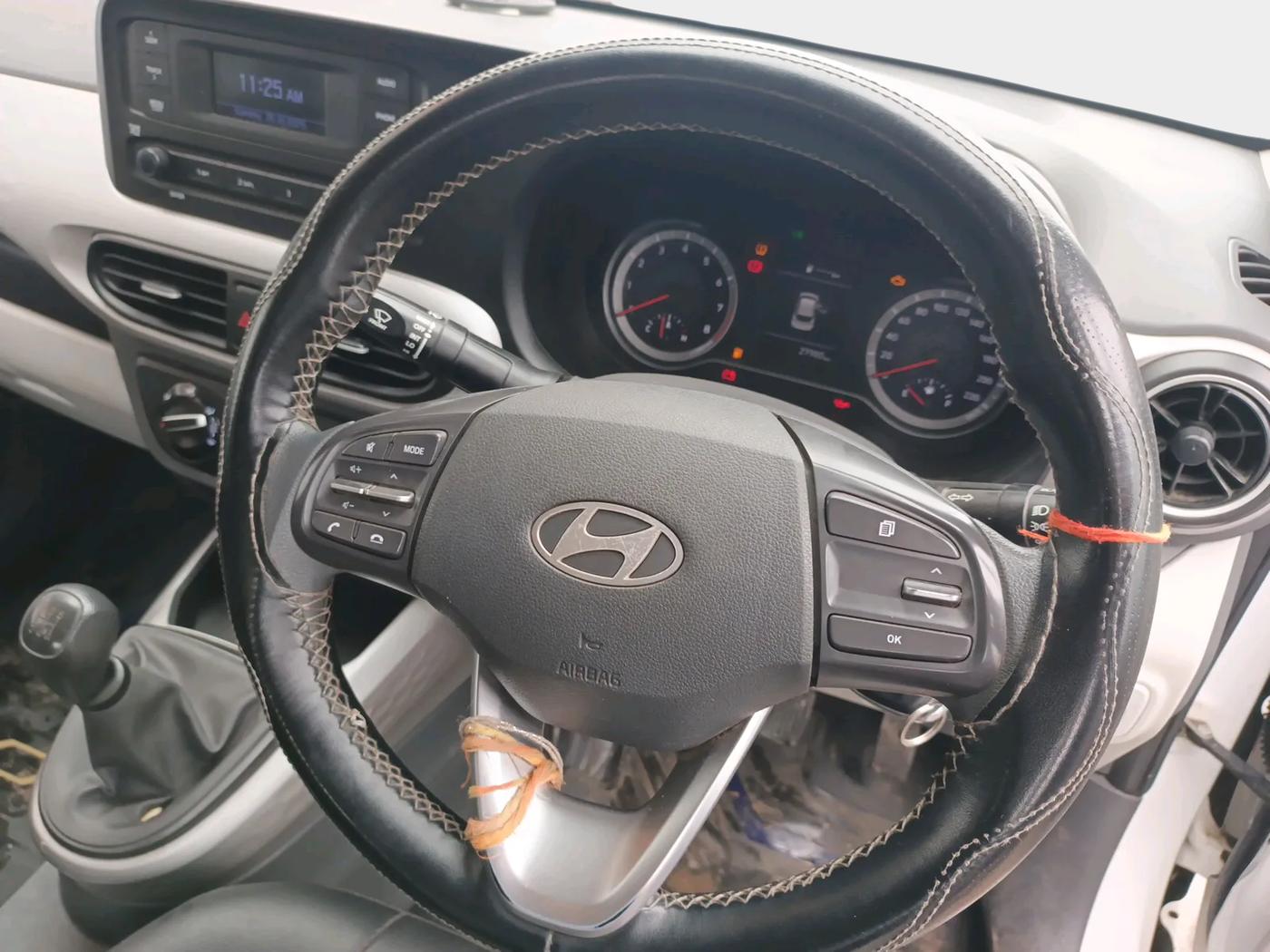 2023 Hyundai GRAND I10 NIOS MAGNA 1.2 KAPPA VTVT, Petrol, Manual, 27,980 km, interior