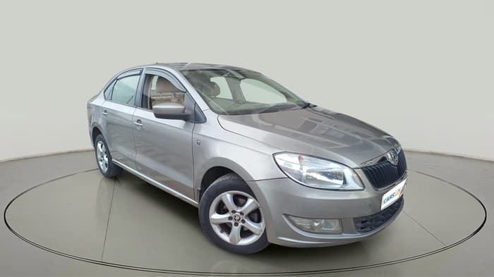 2015 Skoda Rapid AMBITION 1.6 MPI MT, Petrol, Manual, 1,27,455 km, exterior