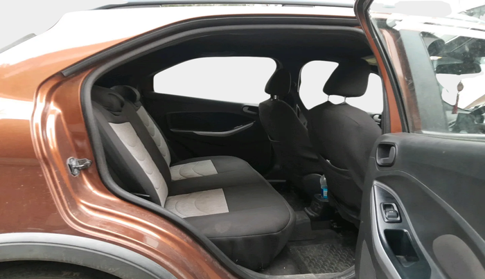 2018 Ford FREESTYLE TREND 1.5 DIESEL, Diesel, Manual, 1,03,810 km, interior