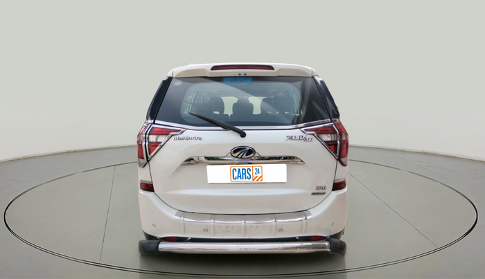 2018 Mahindra XUV500 W11 AT, Diesel, Automatic, 67,560 km, exterior