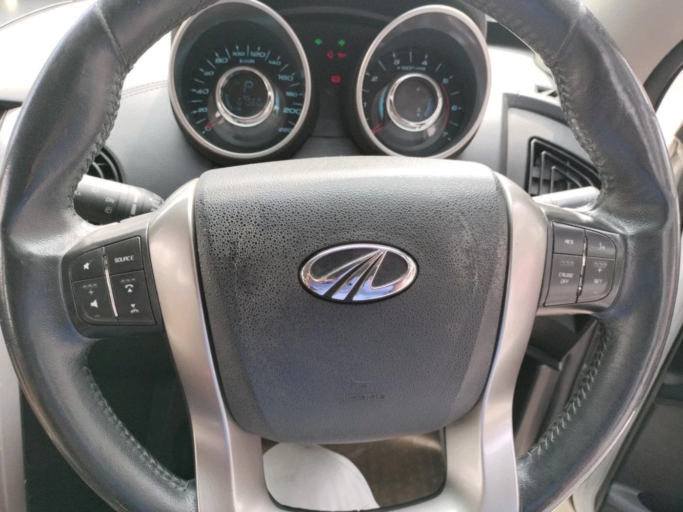 2018 Mahindra XUV500 W11 AT, Diesel, Automatic, 67,560 km, interior