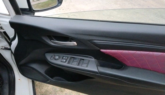 2018 Honda WR-V 1.5L I-DTEC S MT, Diesel, Manual, 47,631 km, interior