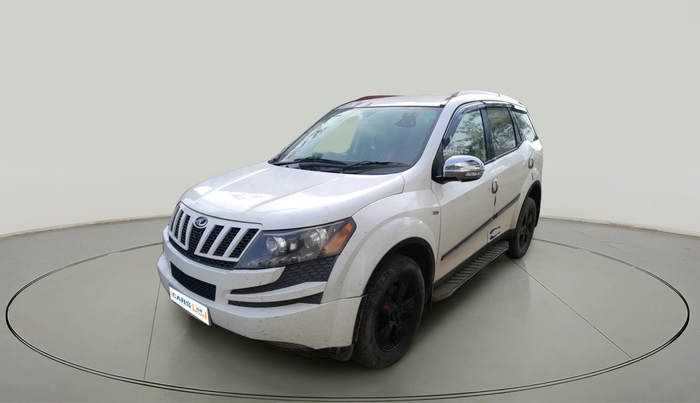 2014 Mahindra XUV500 W8, Diesel, Manual, 1,03,948 km, exterior