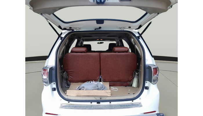 2013 Toyota Fortuner 3.0 4X4 MT, Diesel, Manual, 1,85,825 km, exterior