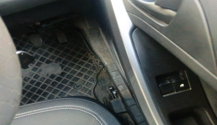 2021 Tata NEXON XE PETROL, Petrol, Manual, 11,079 km, interior