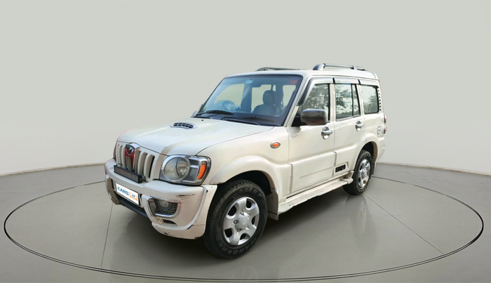 2012 Mahindra Scorpio SLE BS-III, Diesel, Manual, 1,46,459 km, exterior