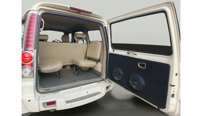 2012 Mahindra Scorpio SLE BS-III, Diesel, Manual, 1,46,459 km, exterior