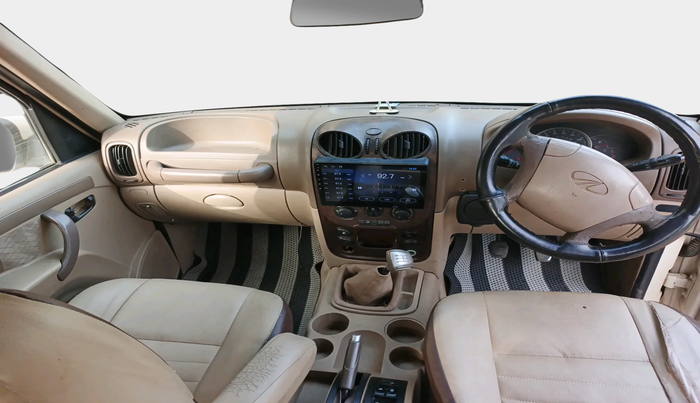 2012 Mahindra Scorpio SLE BS-III, Diesel, Manual, 1,46,459 km, interior