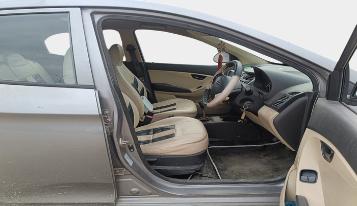 2014 Hyundai Eon 1.0 KAPPA ERA +, Petrol, Manual, 52,352 km, interior