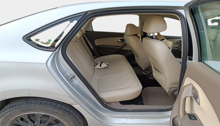 2015 Skoda Rapid 1.5 TDI CR ELEGANCE, Diesel, Manual, 1,50,465 km, interior