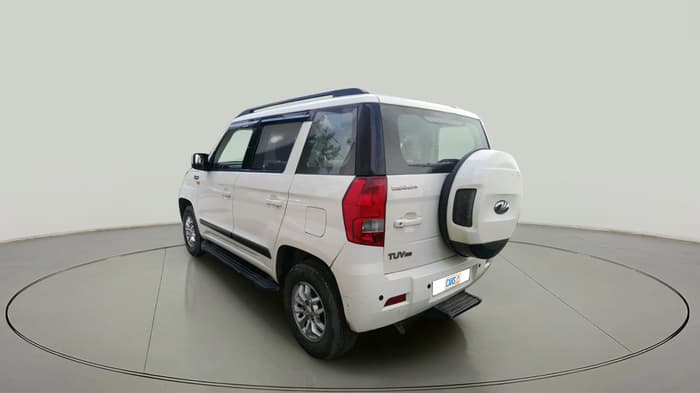 2015 Mahindra TUV300 T8, Diesel, Manual, 4,50,000 km, exterior