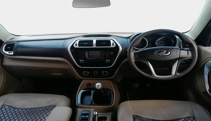 2015 Mahindra TUV300 T8, Diesel, Manual, 88,275 km, interior