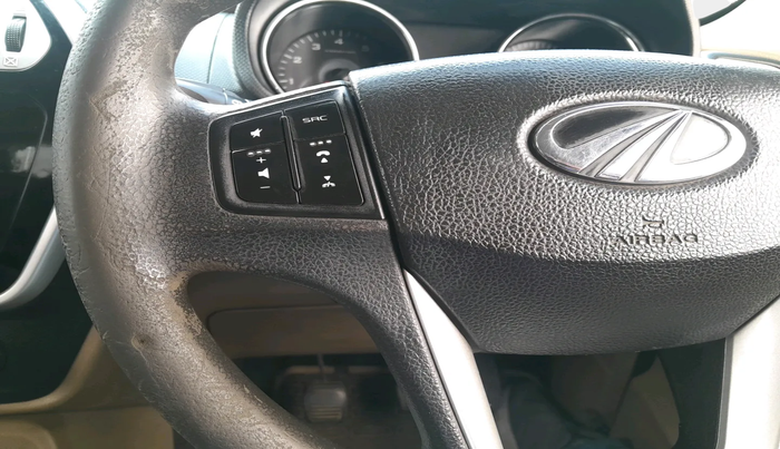 2015 Mahindra TUV300 T8, Diesel, Manual, 88,275 km, interior