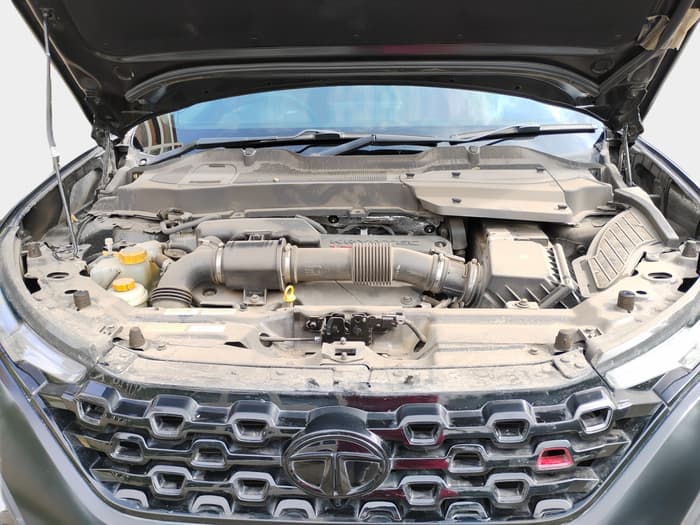 2023 Tata Safari XZA PLUS O RED DARK 6 STR, Diesel, Automatic, 11,294 km, exterior