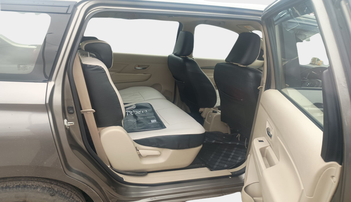 2022 Maruti Ertiga VXI CNG, Petrol, Manual, 52,194 km, interior