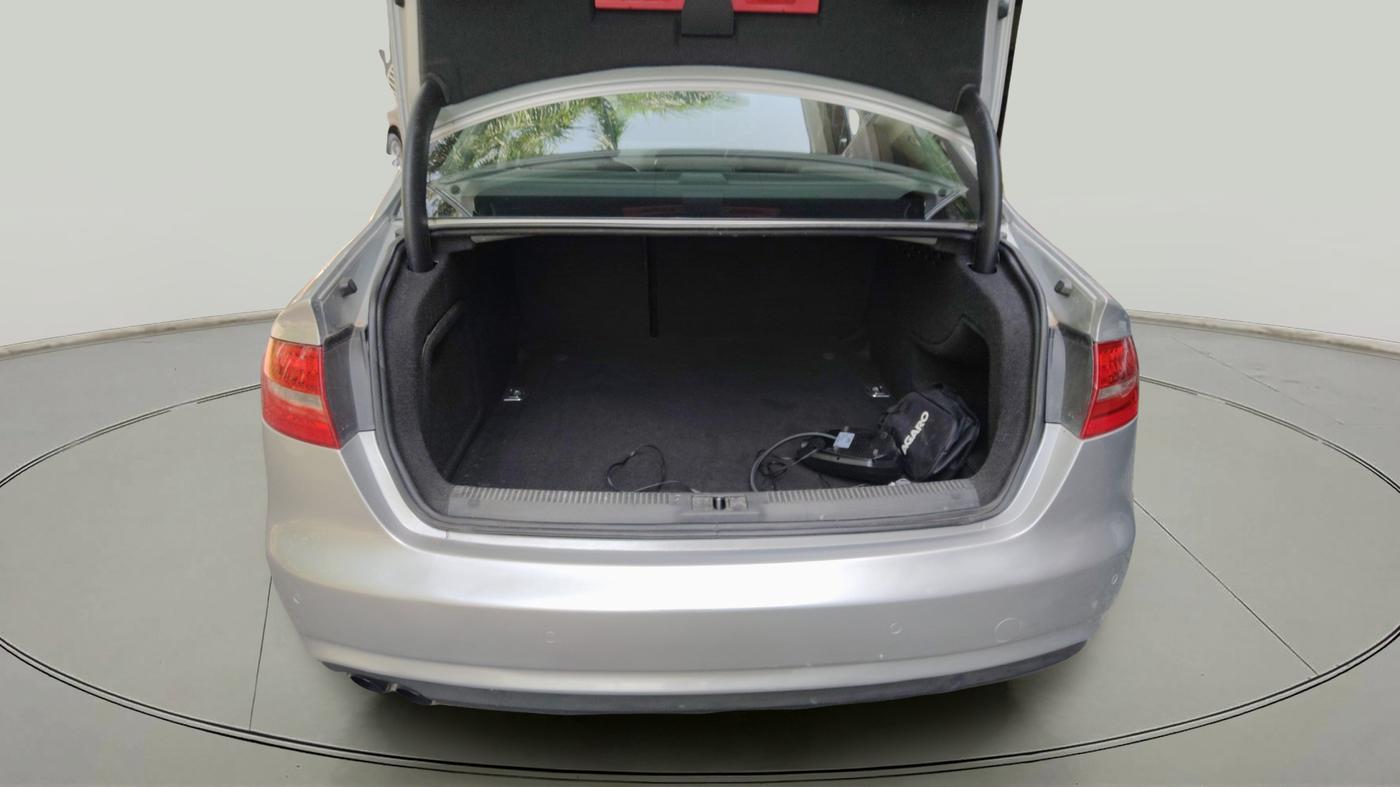 2013 Audi A4 2.0 TDI, Diesel, Automatic, 81,953 km, exterior