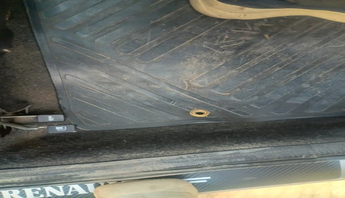 2020 Renault Kwid NEOTECH RXL 0.8, Petrol, Manual, 97,711 km, interior