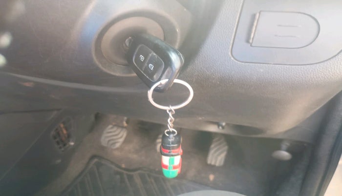 2020 Renault Kwid NEOTECH RXL 0.8, Petrol, Manual, 97,711 km, interior