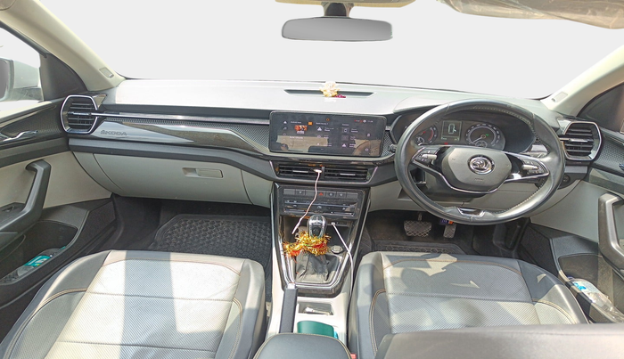 2021 Skoda KUSHAQ STYLE 1.0L TSI AT, Petrol, Automatic, 83,668 km, interior