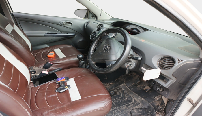 2012 Toyota Etios Liva GD, Diesel, Manual, 1,12,436 km, interior