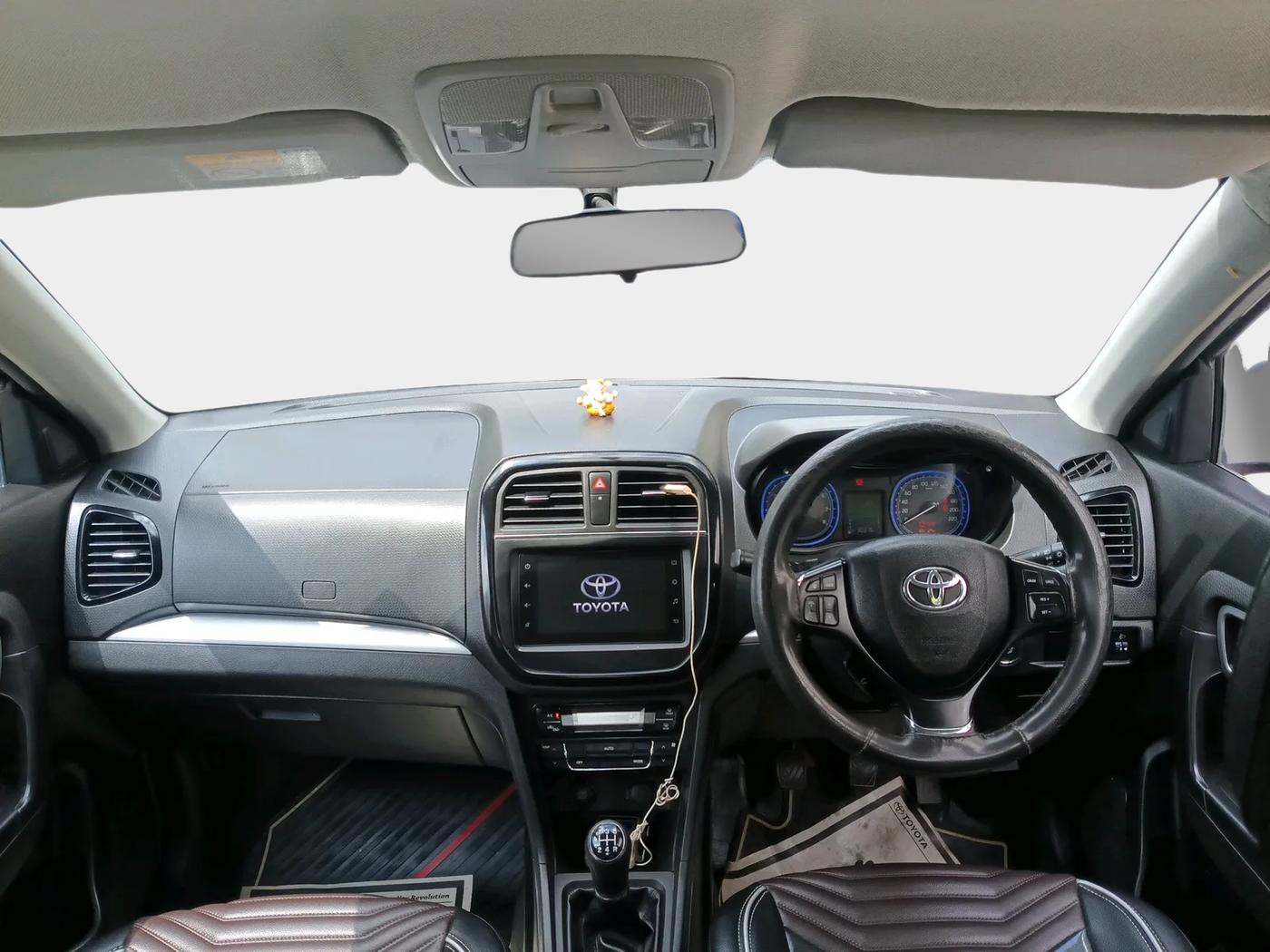 2022 Toyota URBAN CRUISER HIGH GRADE MT, Petrol, Manual, 30,379 km, interior