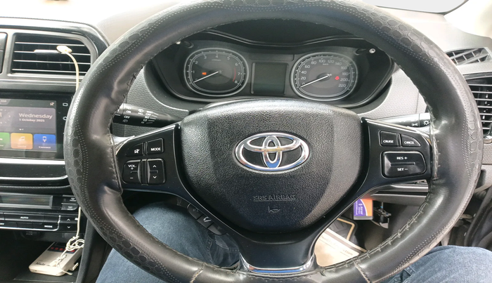 2022 Toyota URBAN CRUISER HIGH GRADE MT, Petrol, Manual, 30,379 km, interior