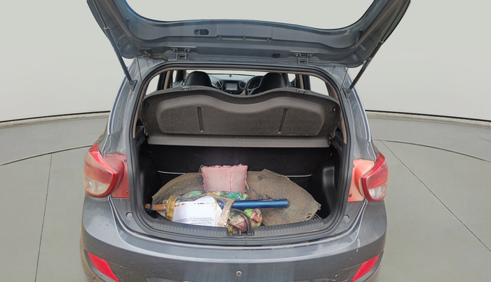2014 Hyundai Grand i10 MAGNA 1.1 CRDI, Diesel, Manual, 1,80,110 km, exterior