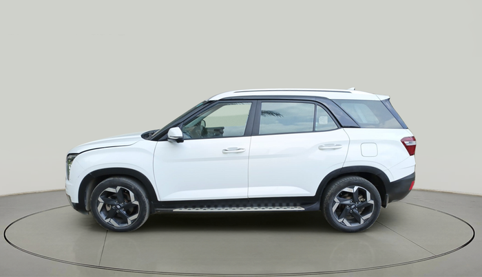 2022 Hyundai ALCAZAR  Signature (O) AE 7Str Diesel AT, Diesel, Automatic, 1,00,000 km, exterior